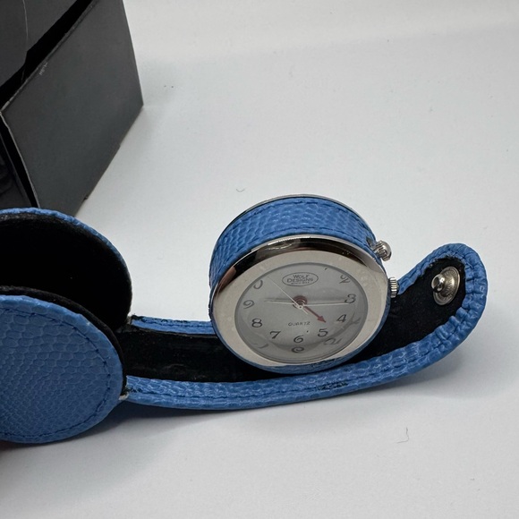 Wolf Design Travel Alarm Clock - Picture 4 of 7